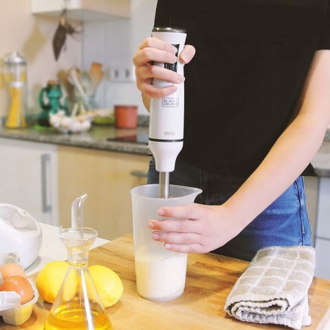 Blender ręczny Black+Decker BXHBA600E (600W) Blender ręczny Black+Decker BXHBA600E (600W)