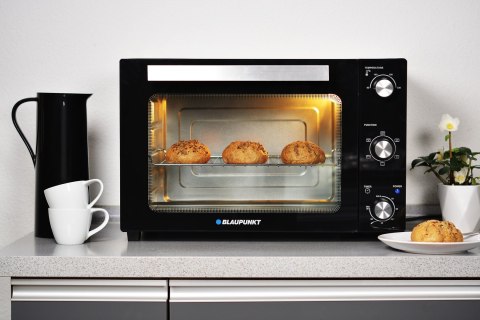 Mini piekarnik Blaupunkt EOM601 (Pokrętło; 1800W; kolor czarny) Mini piekarnik Blaupunkt EOM601 (Pokrętło; 1800W; kolor czarny)