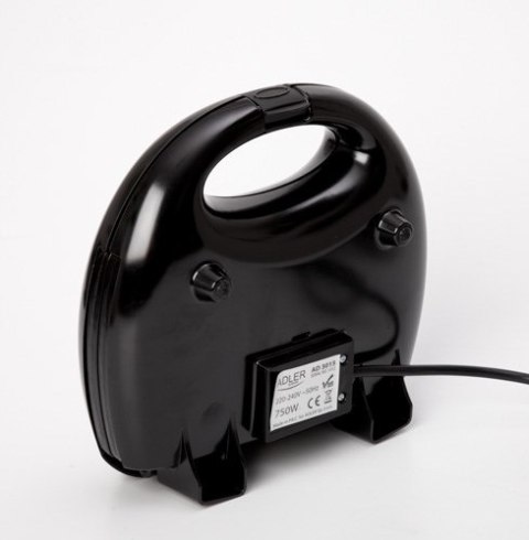 Opiekacz do kanapek Adler AD 3015 (750W; kolor czarny) Opiekacz do kanapek Adler AD 3015 (750W; kolor czarny)