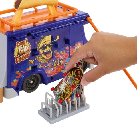 Ciężarówka Mattel Hot Wheels (HMK00) Ciężarówka Mattel Hot Wheels (HMK00)