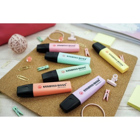 Zakreślacz Stabilo Pastel podstawka na biurko, mix 5,0mm (7015-02-5) Zakreślacz Stabilo Pastel podstawka na biurko, mix 5,0mm (7015-02-5)